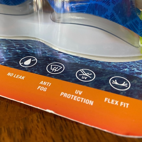 NWT! Speedo Jr Swim Goggles - Picture 8 of 9